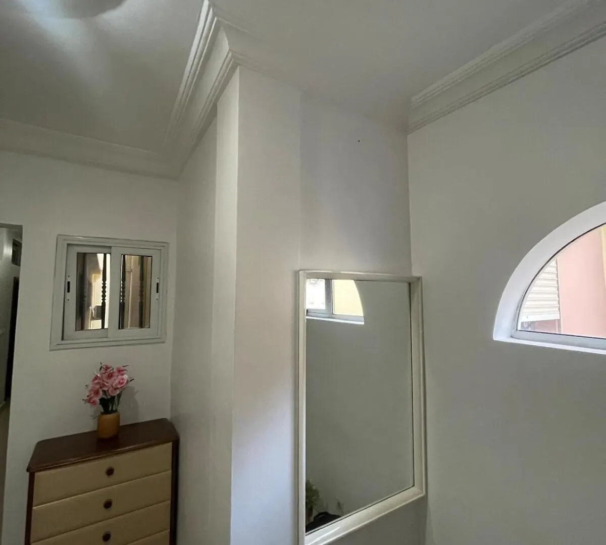 2-Bedroom Furnished Apartment Dakar